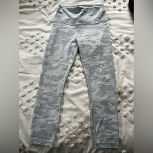 Wunder Under High-Rise Tight 28” Rib